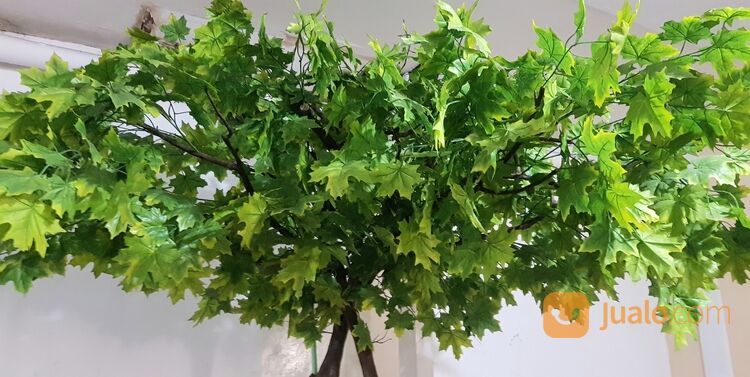 Pohon tanaman plastik