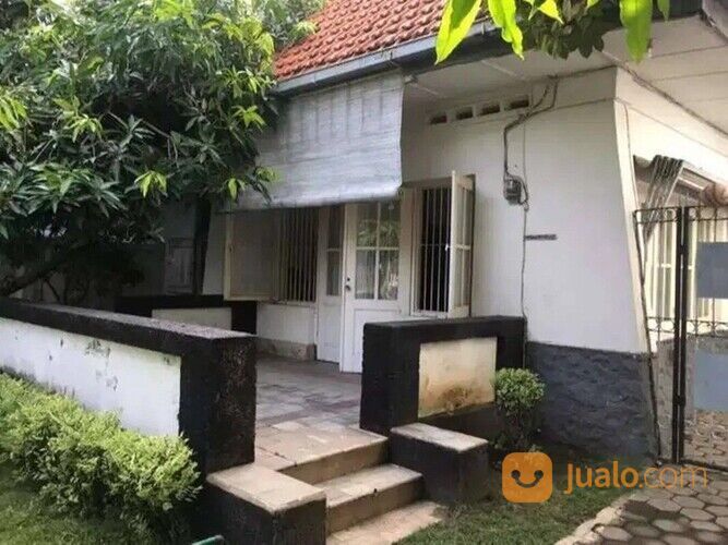Rumah Tua Peninggalan Belanda Daerah Darmo Kota Surabaya
