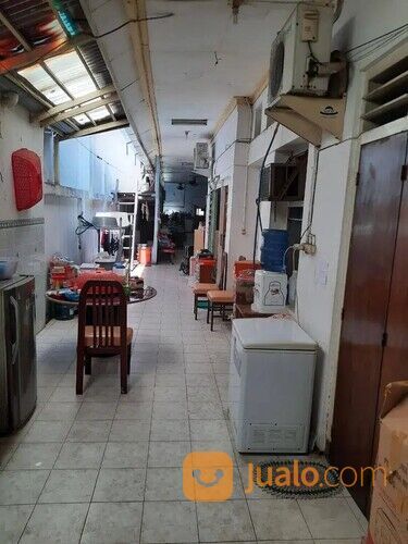 Rumah Tua Peninggalan Belanda Daerah Darmo Kota Surabaya