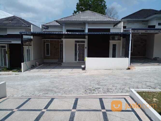 Rumah minimalis di area Arifin Ahmad Jl. Majalengka