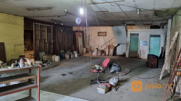 Ruko Gudang bangunan komersil luas murah dan strategis di tengah kota sukabumi