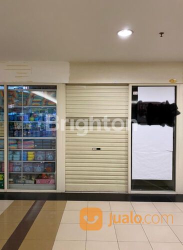 Stand / Kios Pakuwon Mall Lantai Dasar Dekat Lift