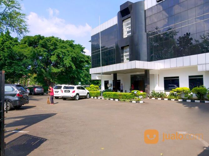 Harga Miring Gedung Strategis 3 Lantai di Area TB Simatupang, di antara Jak-Sel & Jak-Tim