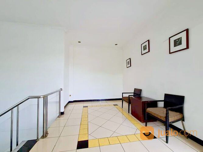 Harga Miring Gedung Strategis 3 Lantai di Area TB Simatupang, di antara Jak-Sel & Jak-Tim