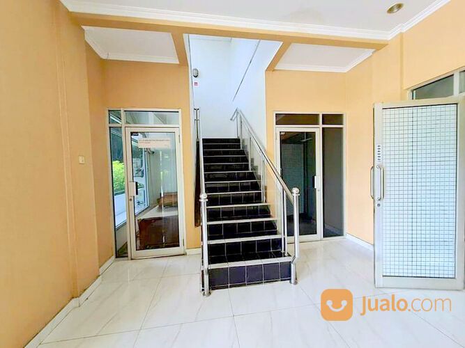 Harga Miring Gedung Strategis 3 Lantai di Area TB Simatupang, di antara Jak-Sel & Jak-Tim