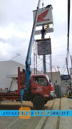 O812 1553 5444 Sewa Rental Forklift Ungaran, Karangjati, Bawen dan sekitarnya