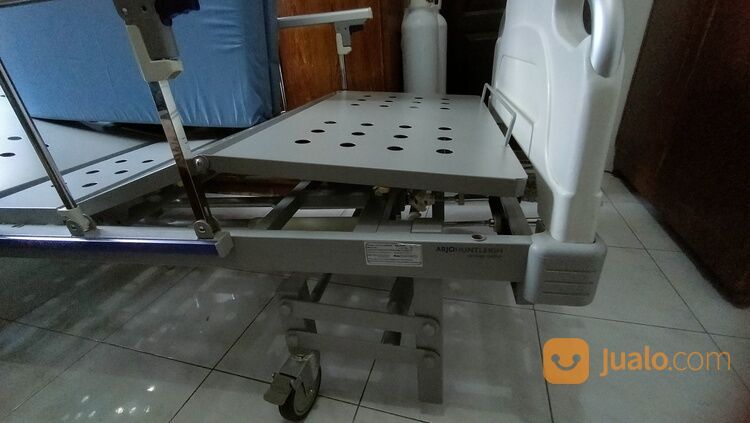Tempat tidur rumah sakit 3 crack