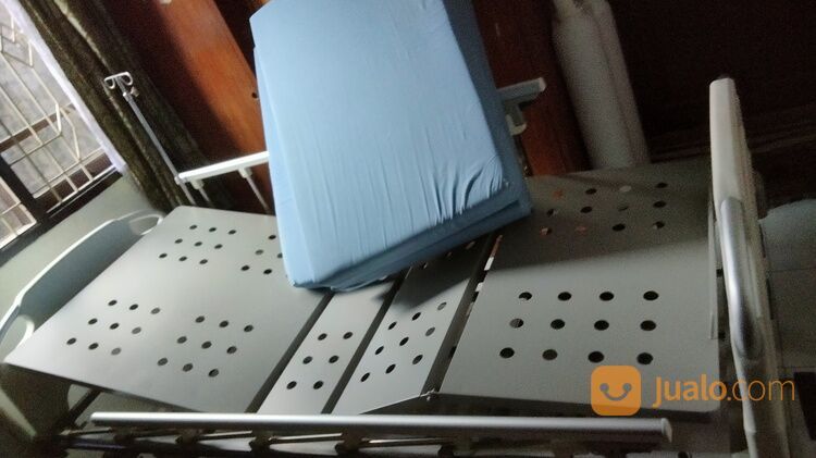 Tempat tidur rumah sakit 3 crack