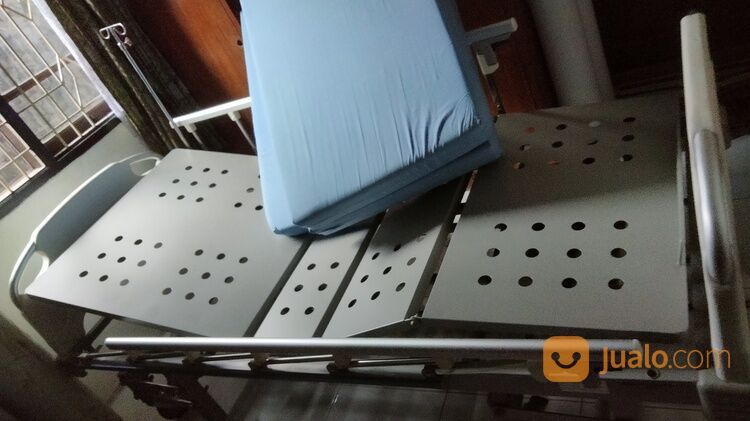 Tempat tidur rumah sakit 3 crack