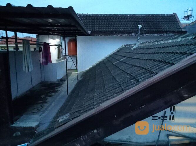 Rumah Kost Lokasi Bunga" Suhat Malang