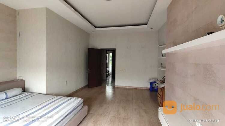 RUMAH CLUSTER NEWTON, GADING SERPONG, BERSIH, AMAN 24 JAM