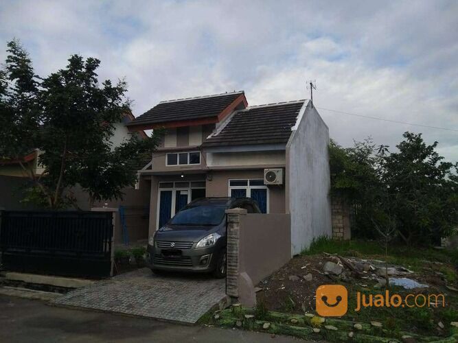 Rumah Hoek Perum Grand Permata City Cikarang Kabupaten Bekasi