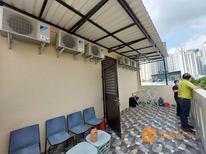 Rumah kost 28 kamar tidur Tanjung Duren Jakarta Barat