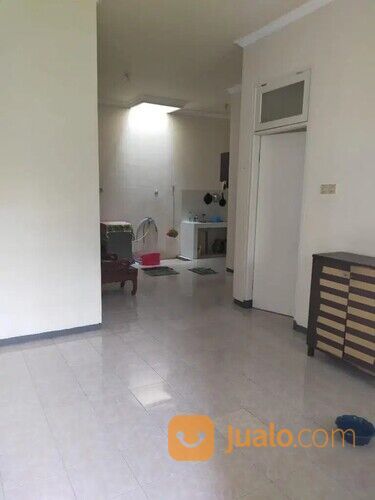 Rumah Kawasan Jambangan di Perumahan Palm Spring Regency