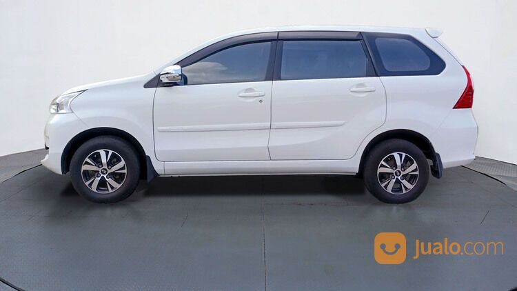 Daihatsu Xenia 1.3 R MT 2017 Putih
