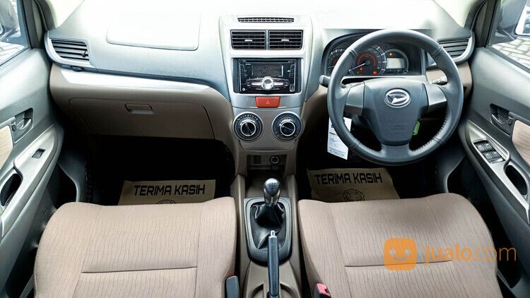 Daihatsu Xenia 1.3 R MT 2017 Putih