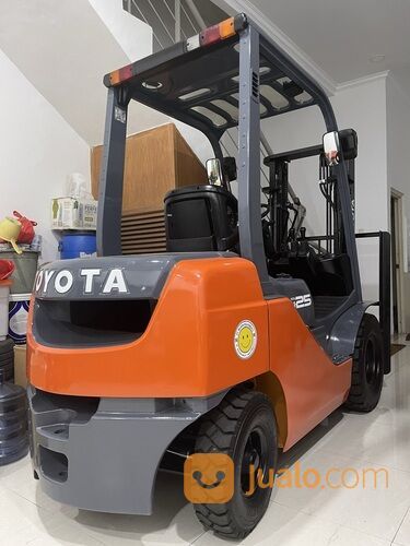Toyota Forklift 2.5ton Bekas Harga Murah