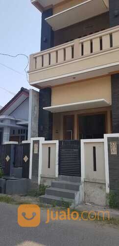 Rumah mewah 3lt Perumahan BBS Ciwedus Cilegon Banten