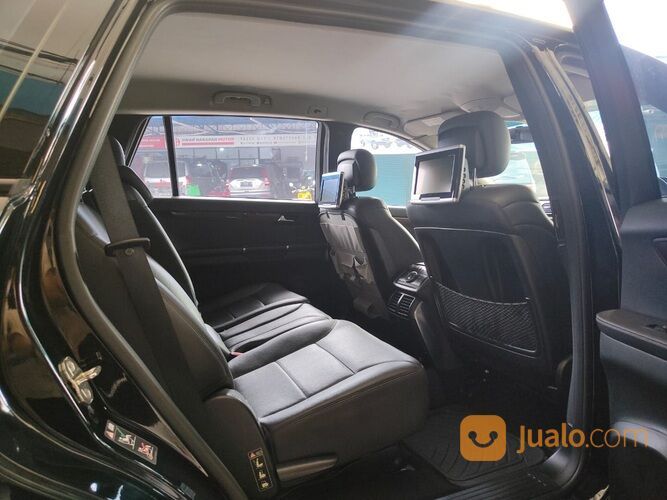 Mercedes Benz R300 2011 Black on Black