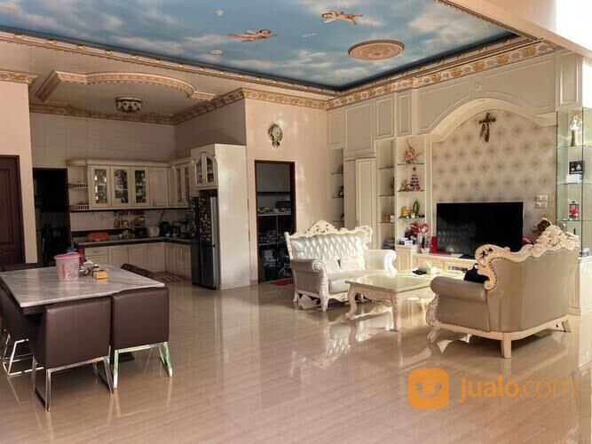 RUMAH MEWAH DI RAJAWALI SELATAN TIPE CORNER KEMAYORAN JAKARTA PUSAT EDK