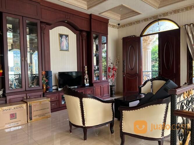 RUMAH MEWAH DI RAJAWALI SELATAN TIPE CORNER KEMAYORAN JAKARTA PUSAT EDK