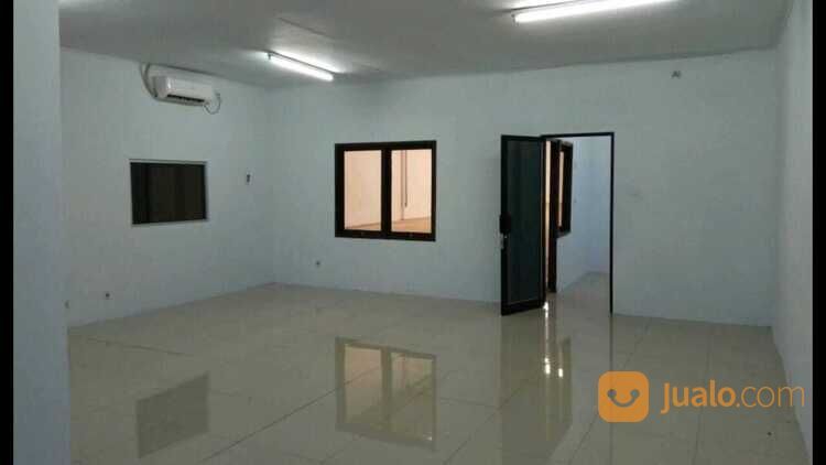 Gudang di Taman Tekno BSD