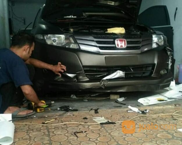 Wrapping bodi mobil termurah