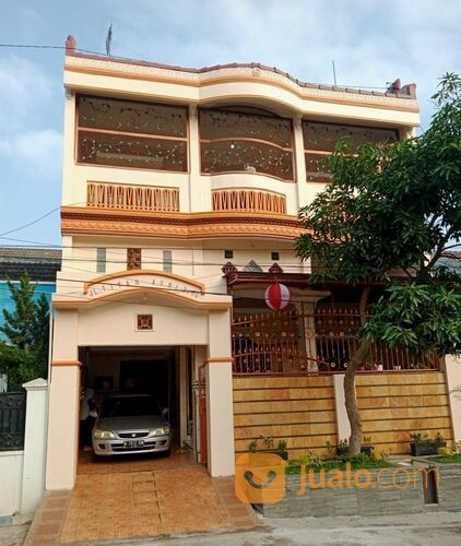 RUMAH 2 LANTAI JL TITAN ASRI MALANG 1,7 M