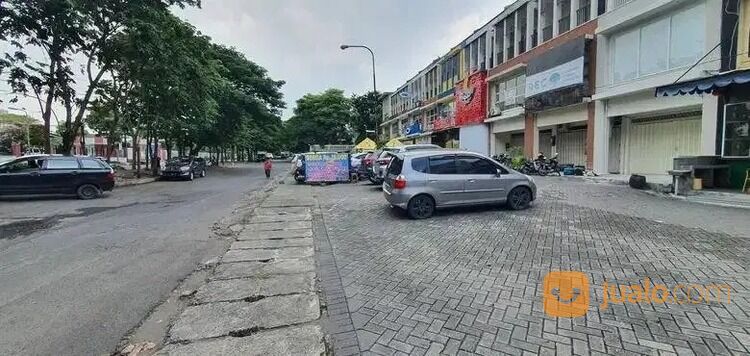 RUKO STRATEGIS RAYA DARMO PERMAI HADAP JALAN dkt Satelit Sukomanunggal