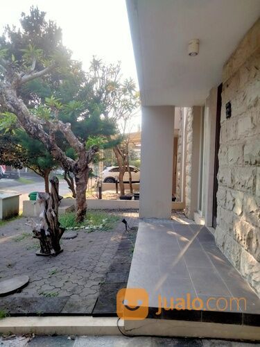 Rumah CitraSun Garden Jogja 2 lantai Jl Solo Km 10. Luas tanah 162 m2. Keamanan 24 Jam