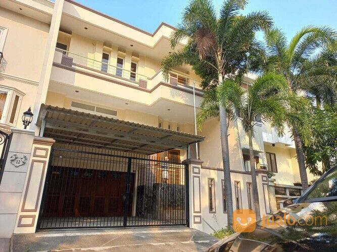 (TSI/12416) Rumah Taman Permata Buana, Cluster Pulau Ubi raya, Jakarta Barat, 10x20 m², 2½ Lt, SHM