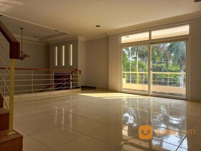 (TSI/12416) Rumah Taman Permata Buana, Cluster Pulau Ubi raya, Jakarta Barat, 10x20 m², 2½ Lt, SHM