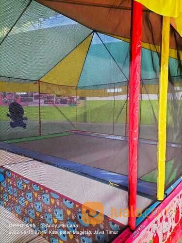 mandi bola trampolin