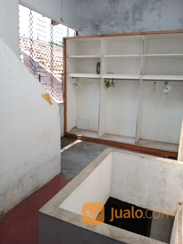 Rumah 1 ½lantai komplek deplu Pondok aren Bintaro