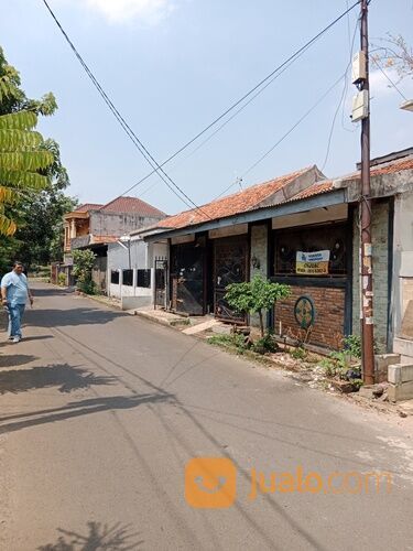 Rumah 1 ½lantai komplek deplu Pondok aren Bintaro