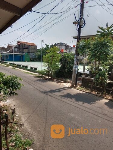 Rumah 1 ½lantai komplek deplu Pondok aren Bintaro