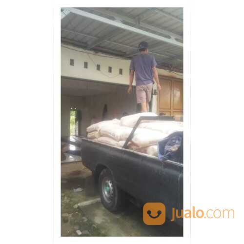Besi dan Semen Murah Langsung dari Gudang