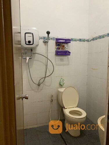 Rumah Modern Siap Huni Jl Bunga Rasida Suhat Dekat Kampus UB Malang