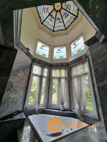 Rumah Sultan Kota Wisata Cibubur Cluster Monaco ada Private Pool