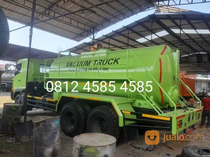 Hino Truk tangki Vacuum 10000 Liter Truk Tangki Penyedot Lumpur 12000 Liter