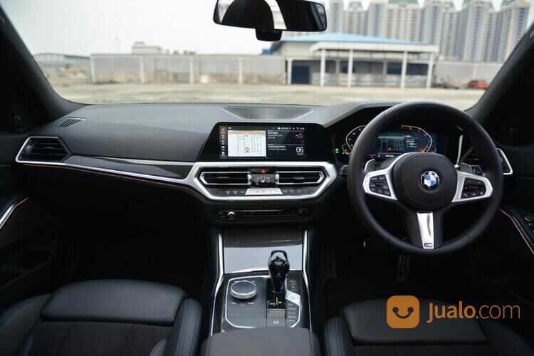 [odo 2rb]TDP 20jt BMW 320i M-Sport Touring 2021 rg 2022 (wagon estate)