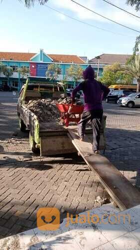 Jasa buang gragal dan sampah proyek