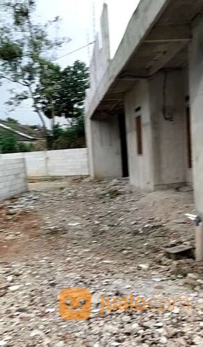 RUMAH PROSES BANGUAN STRATEGIS BEBAS BANJIR LOKASI DALAM CLUSTER AREA PONDOK LAKA