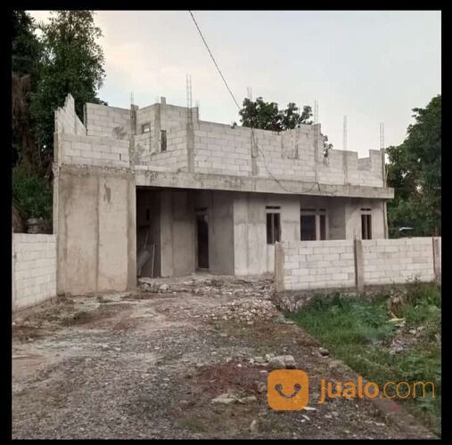 RUMAH PROSES BANGUAN STRATEGIS BEBAS BANJIR LOKASI DALAM CLUSTER AREA PONDOK LAKA