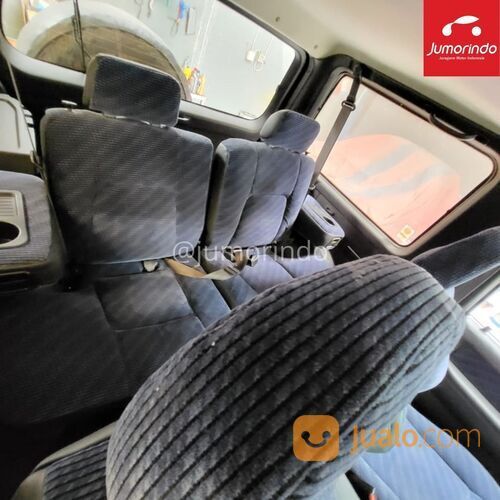 Mobil Mitsubishi Pajero SWB 1999