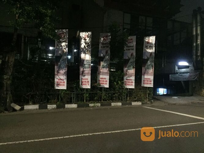 Umbul-umbul dan T Banner