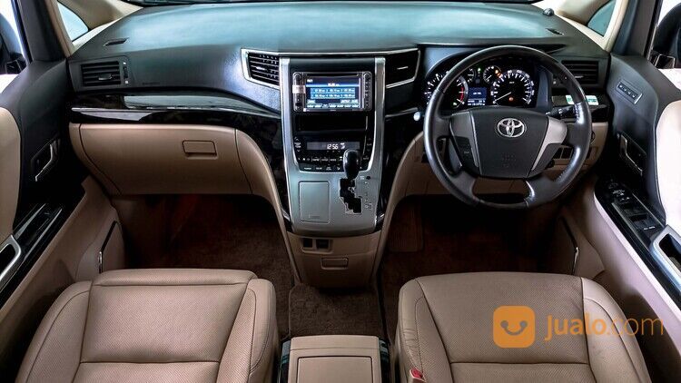 Toyota Alphard 2.4 G AT 2012 Hitam