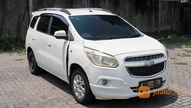 Chevrolet Spin LTZ MT 2013 Putih