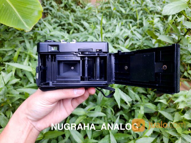 Kamera Analog Fujica M1 Hitam Original + Flash Mikona (Double Flash)