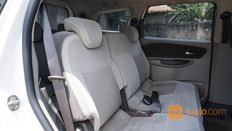 Chevrolet Spin LTZ MT 2013 Putih